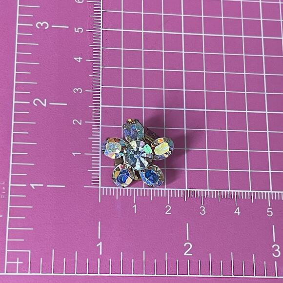 Vintage Weiss Flower Earrings Prong Set AB Crystal Clip On Aurora Borealis - Picture 4 of 13